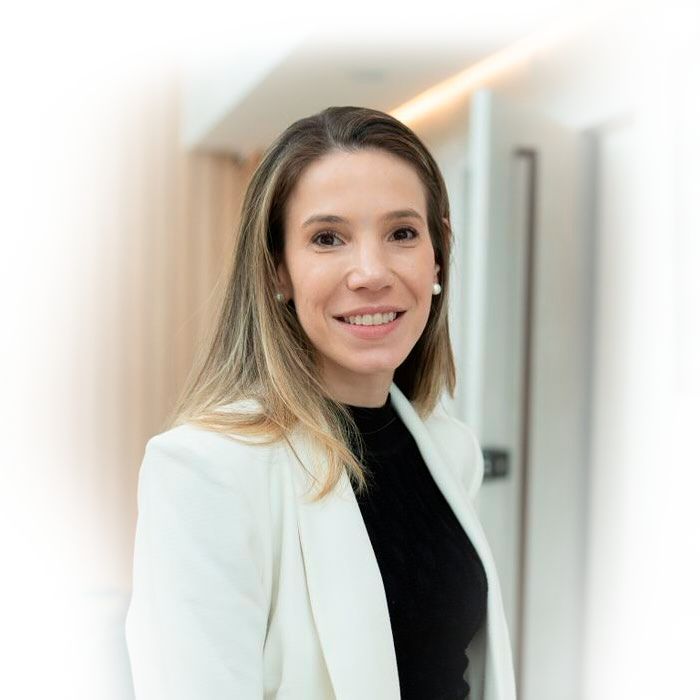 Dra. Priscilla Gil, médica dermatologista